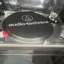 Audio-Technica AT-LP120-USB Record Player 