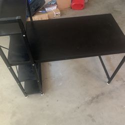 Black Desk 