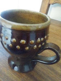 HANDMADE POTTERY MUG