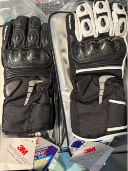 Adult size large waterproof carbon fiber motorcycle gloves