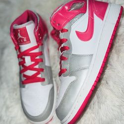 Air Jordan 1 Mid “Platinum Pink”Shoes 