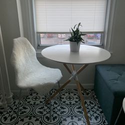 Kitchen Table 
