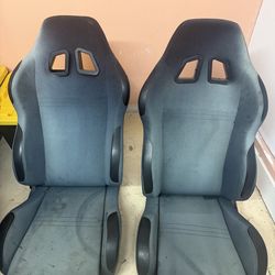 Bucket seats