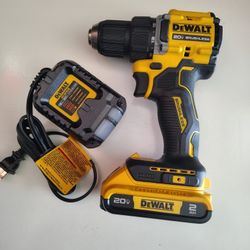 DeWalt 20v Drill Driver With Battery And Charger 