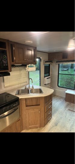 2019 Camper 28ft