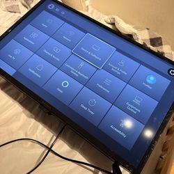 Insignia 32" Smart TV (Fire TV Built-In)