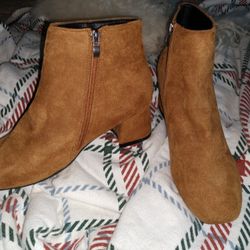 Women's Brown Ankle Boots Size 8.5