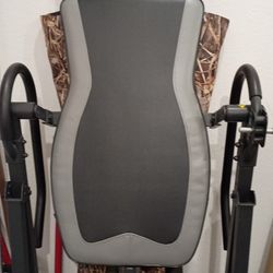 Elite fitness inversion table