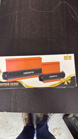 Contour gauge