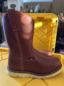 Thorogood Wellington Pull On Boots