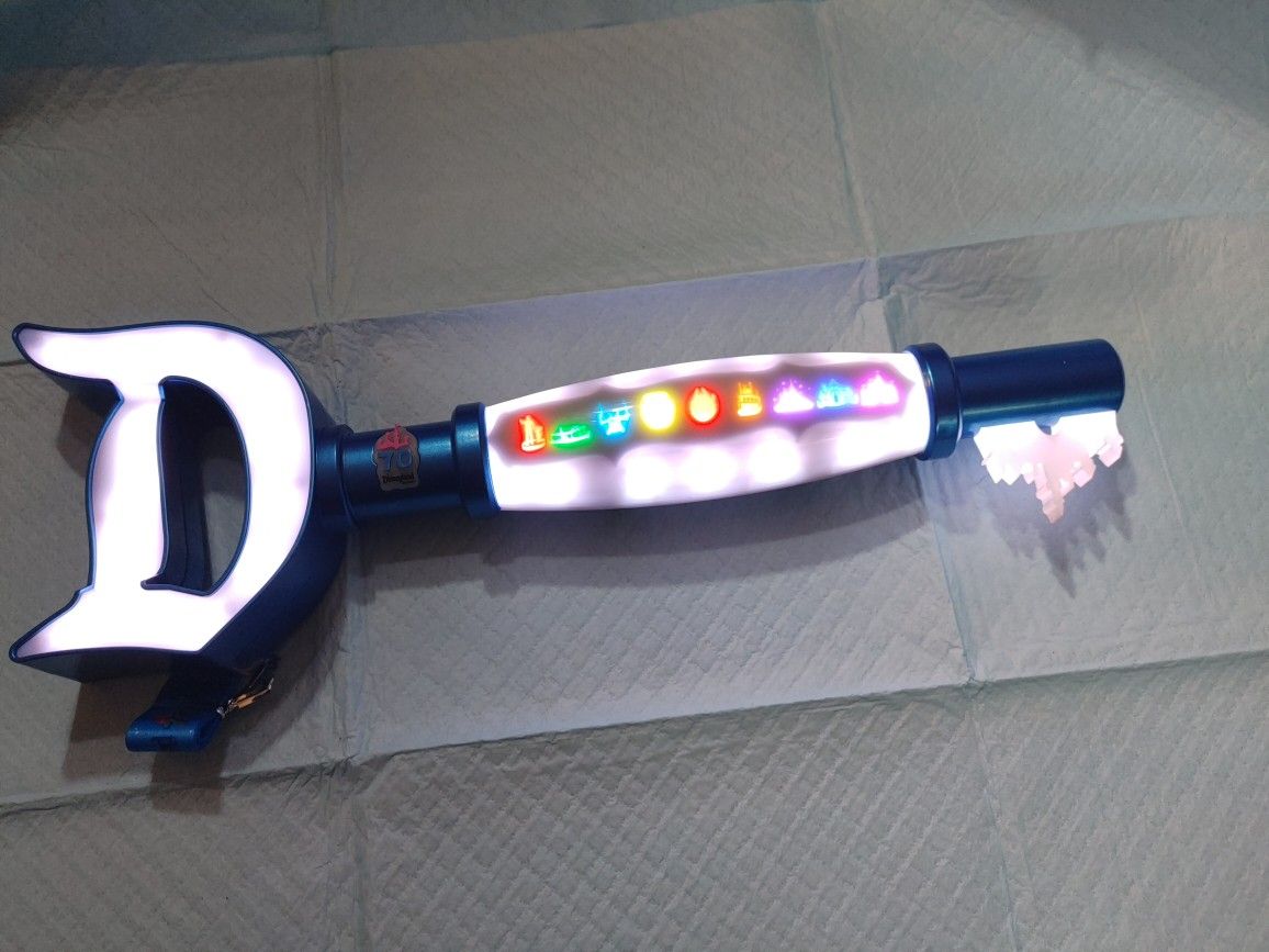 DISNEY KEY