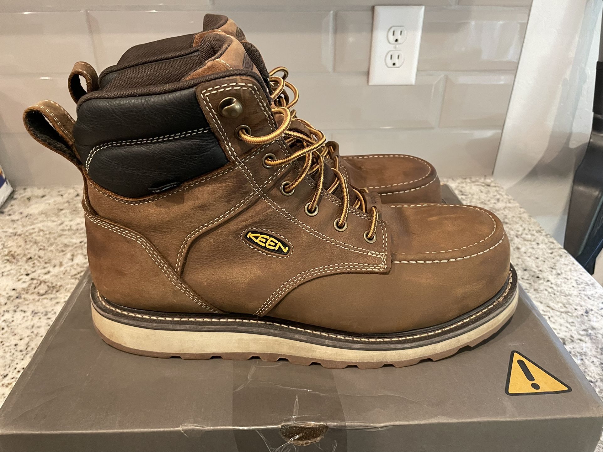 KEEN Utility Men's Cincinnati 6" Composite Toe Waterproof Wedge Work Boots Size 13 Pre-Owned