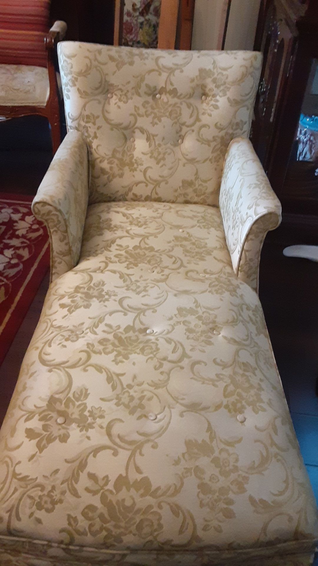 Antique Lounge chair