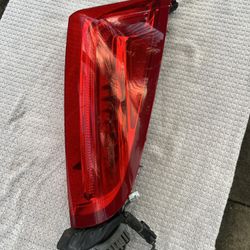 2013-2017 Cadillac Xts Taillight Oem