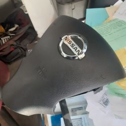 19 Nissan Versa Air Bag Driver Side