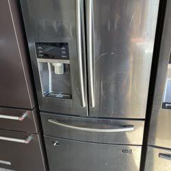 Samsung four-door refrigerator