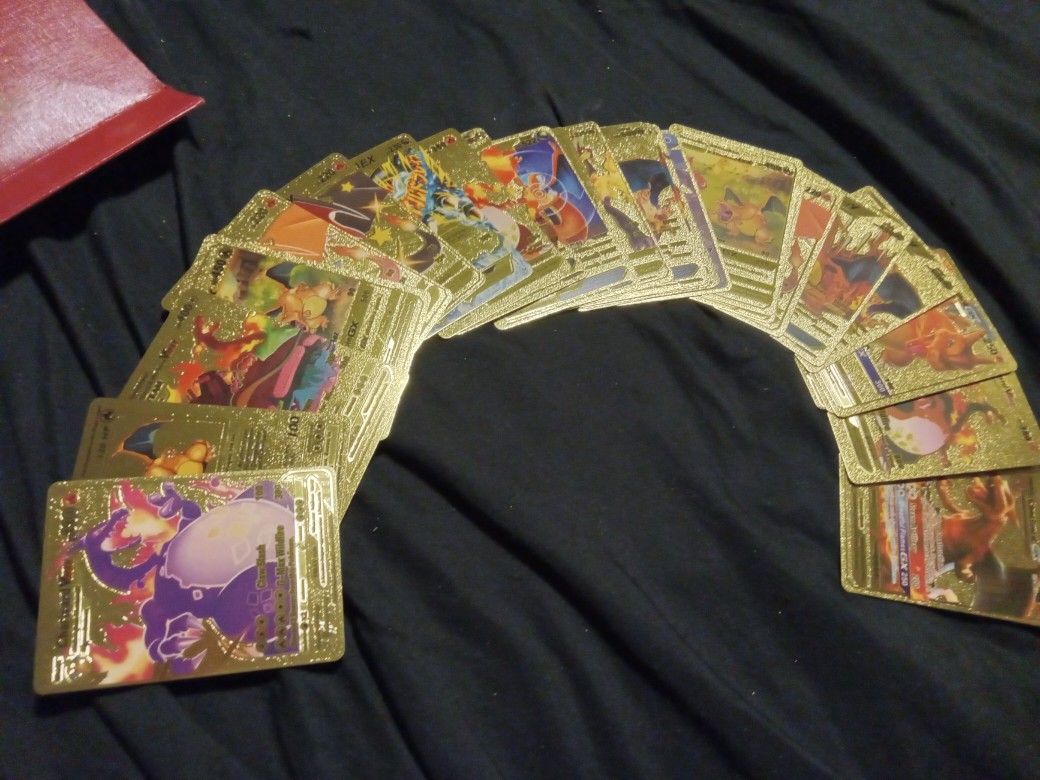 30 POKEMON GOLD Charizard Cards