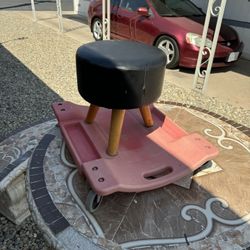 Carrito Con Plantitas Y Asiento $10 Lo Tengo En El Centro 