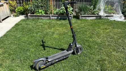 Segway Max G2 Electric  Scooter