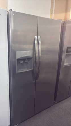 Frigidaire Refrigerator