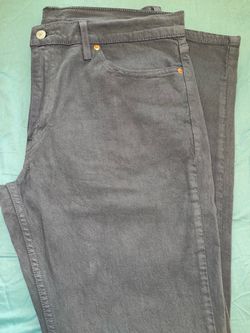 Men’s Levi Strauss gray jeans