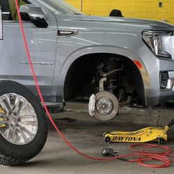 Llantas/ Rines / Alineación/ Suspensión/ Frenos / Cambio De Aceite/ A-C… Financiamiento Disponible 