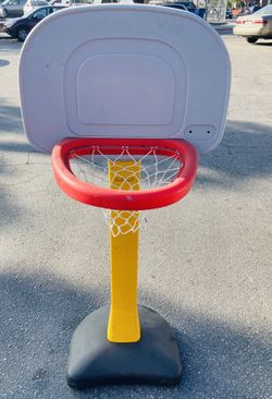 Little Tikes Basketball Hoop 