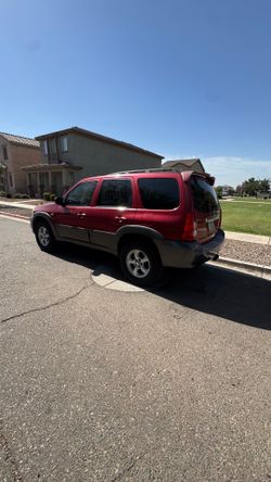 2005 Mazda Tribute