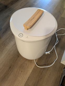 Brand New SereneLife Towel Warmer Bucket/Spa