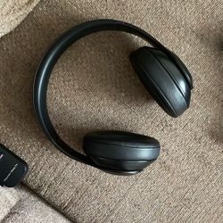 Beats studio 3s 