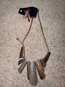 Paparazzi Necklace Set 