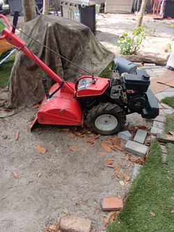 Yard machine tiller 6hph needs air breather runs great just been sitting
