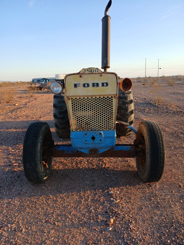 Ford Tractor 3500 With Gannon