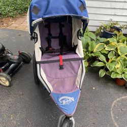 B.O.B Revolution Jogging Stroller