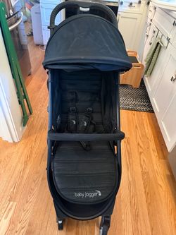Baby jogger travel stroller gently used $100 OBO with case/cover