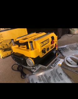 DEWALT 15 Amp Corded 13 in. Heavy-Duty 2-Speed Bench Planer with (3) Knives, In Feed Table and Out Feed Table