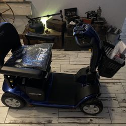 Pride Mobility Victory 10.2 4-Wheel Electric Scooter with 40AH Battery