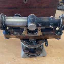 Vintage A. S. Aloe brass surveyors level