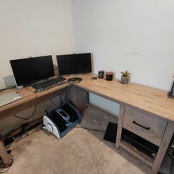 Wooded Desk 