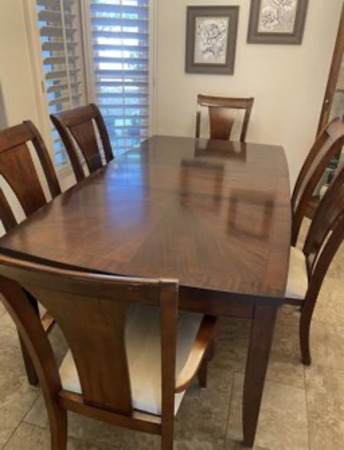Dining Table And 6 Chairs
