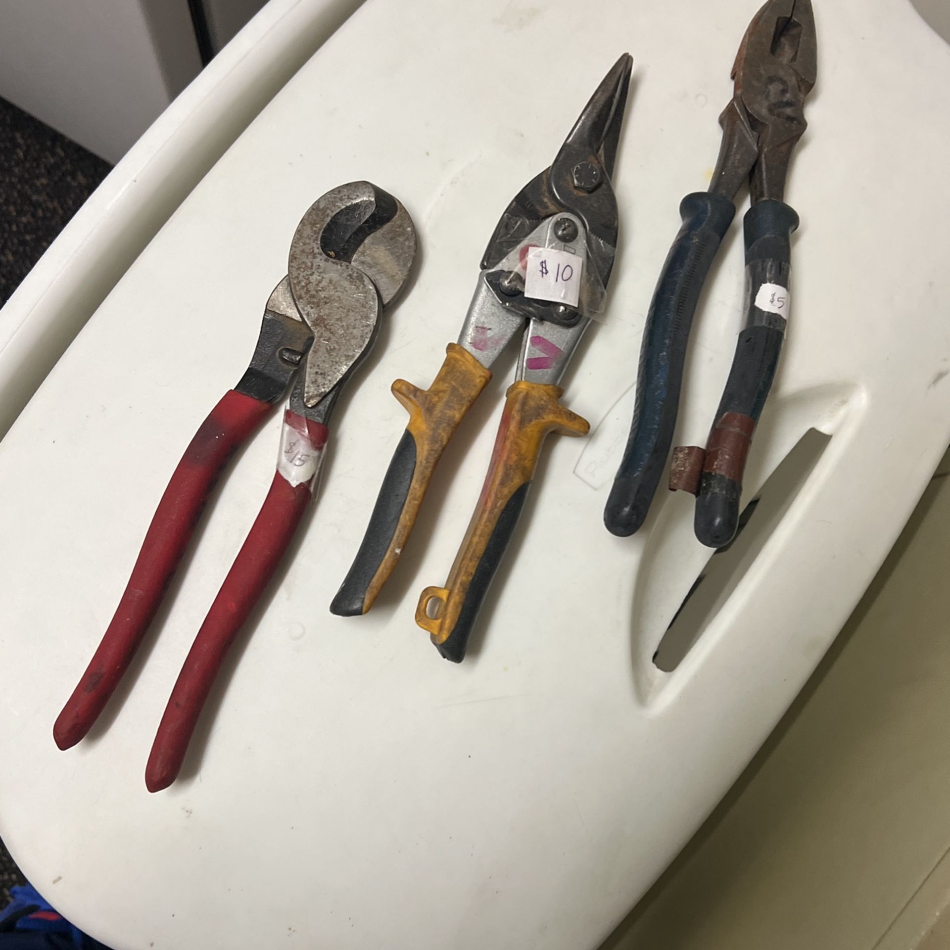 Electrician Tools And Supplies