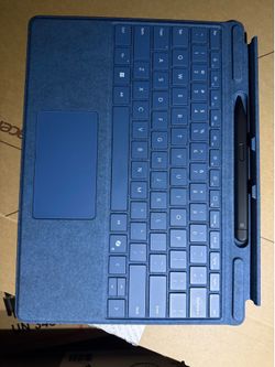 Surface Pro 11 Key board & pen