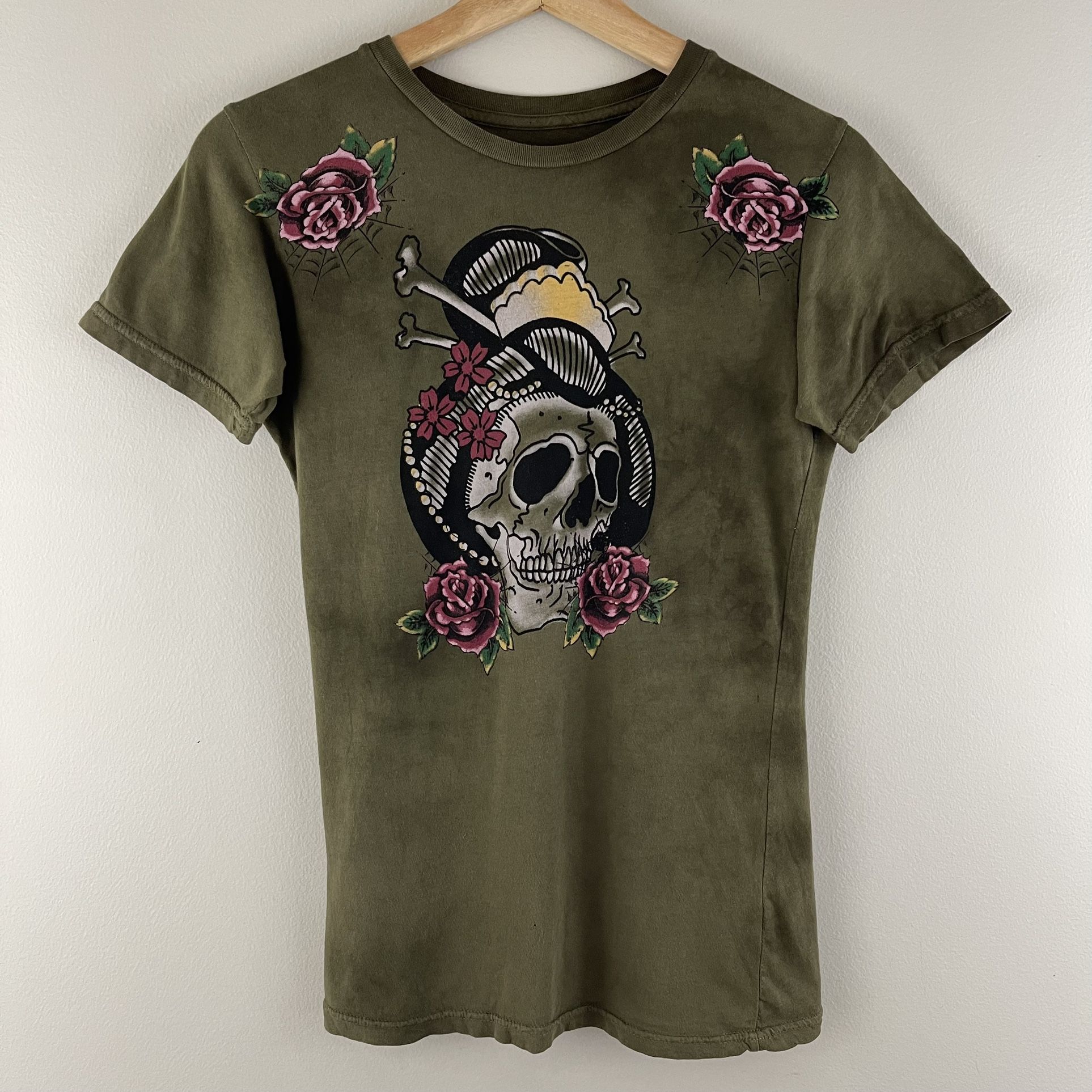 SINFUL Vintage Y2K Grunge Army Green Japanese Geisha Skull N Roses Graphic Tee