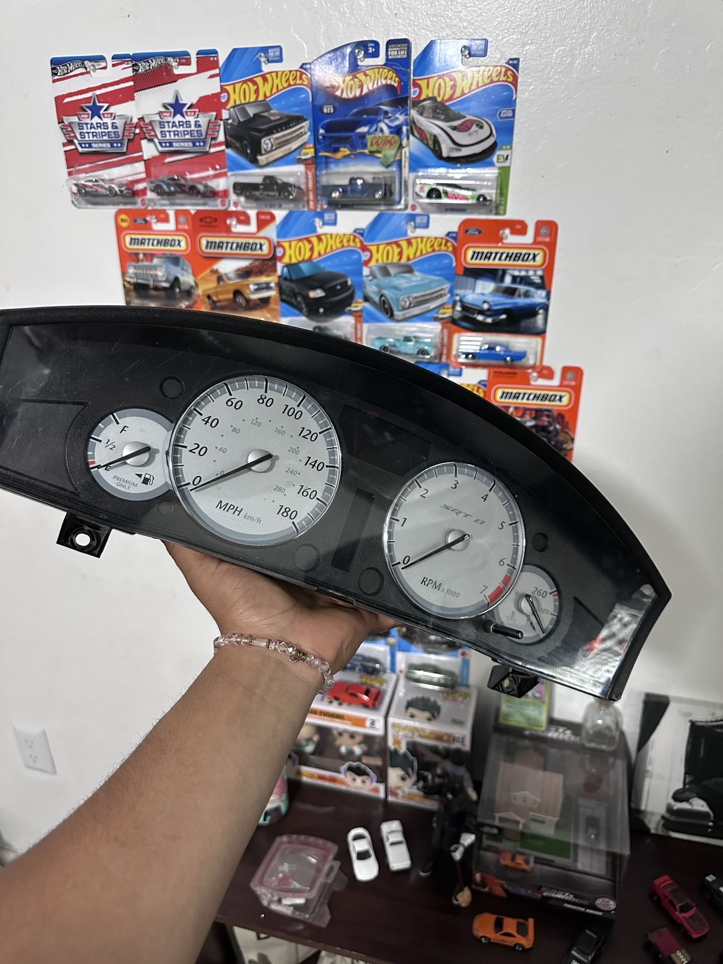 300c Srt8 Cluster