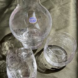 Wine Canter & Glasses
