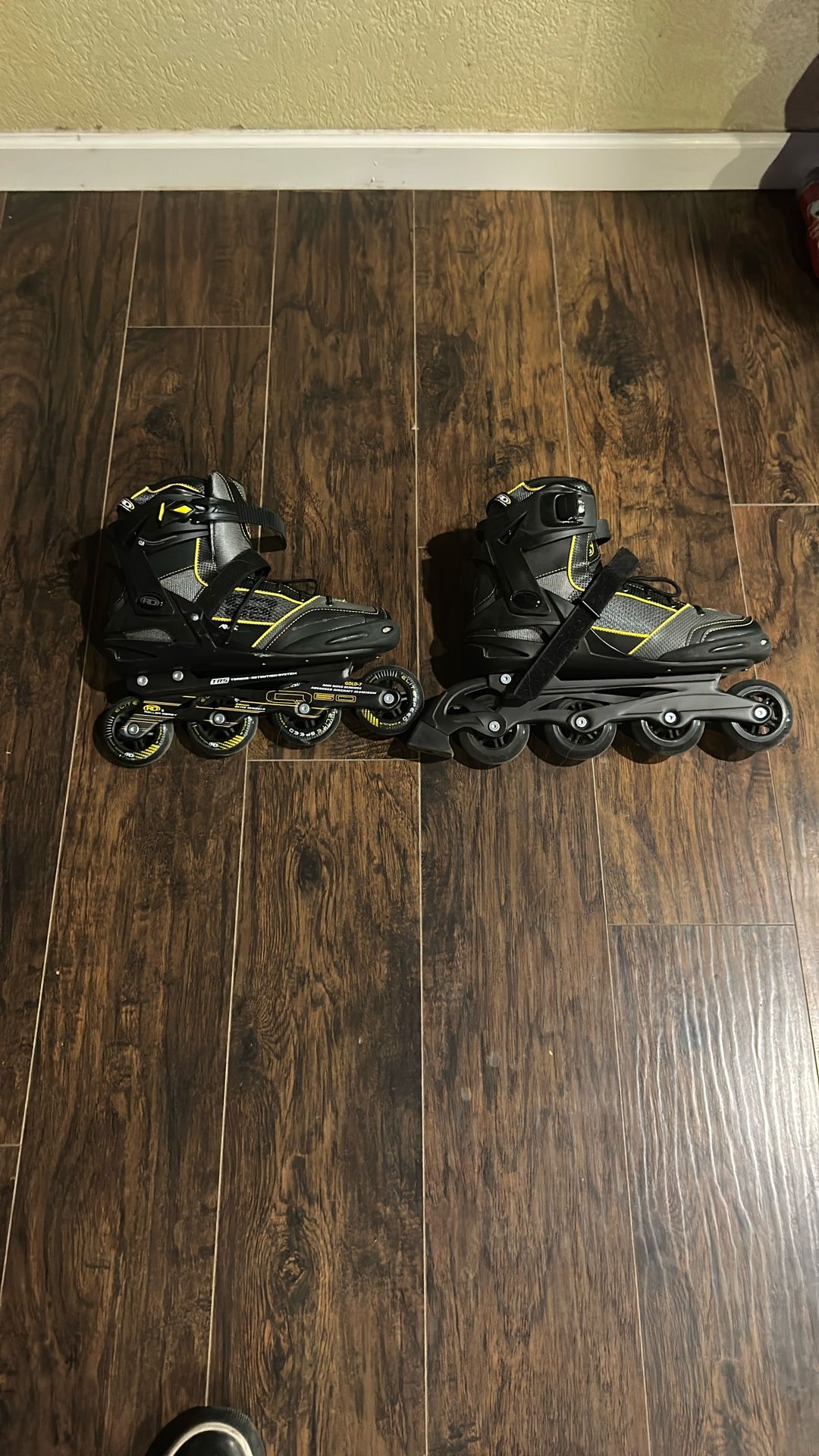 Men’s Roller Blades. Size 12
