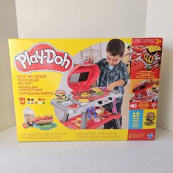 Play-Doh Sizzlin' Grill Playset NEW 
