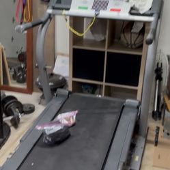 Treadmill 