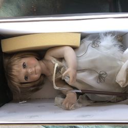 Geppeddo Series Doll