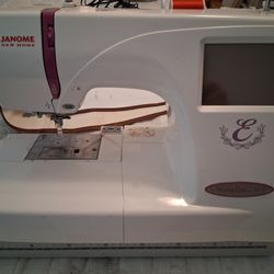 Janome Memory Craft 350e